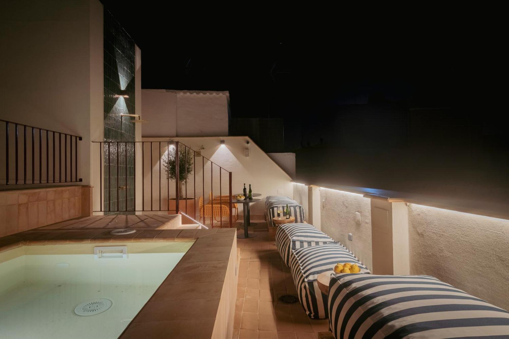 Hotel Lirium Casa Patio Siviglia Esterno foto